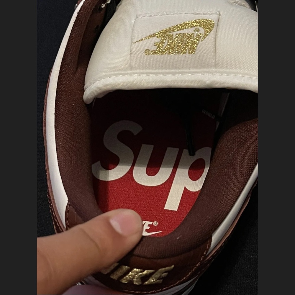 Supreme sb dunks low - Picture 2 of 6